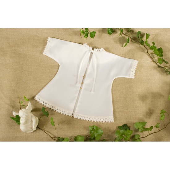 Biała szatka do Chrztu Świętego - kształt koszulki, model 13KO